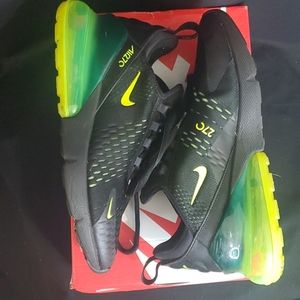 NIKE Air Max 270 GS